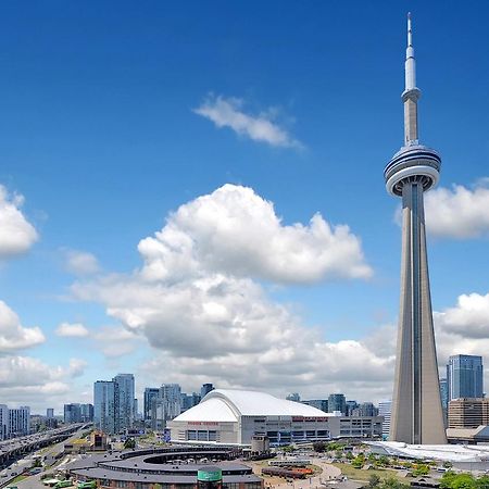 Napa Furnished Suites At Cn Tower & Maple Leaf Square Торонто Екстериор снимка
